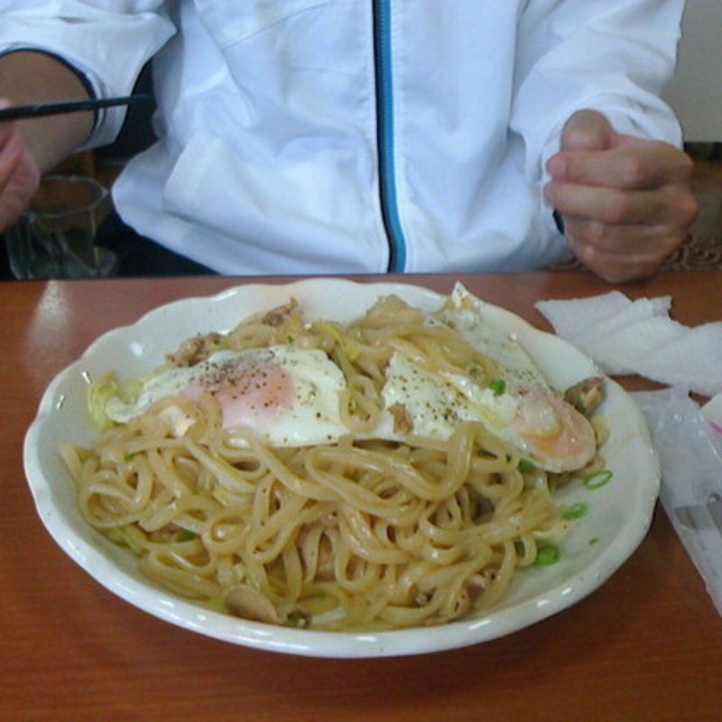 焼きうどん(絣家 （かすりや）)