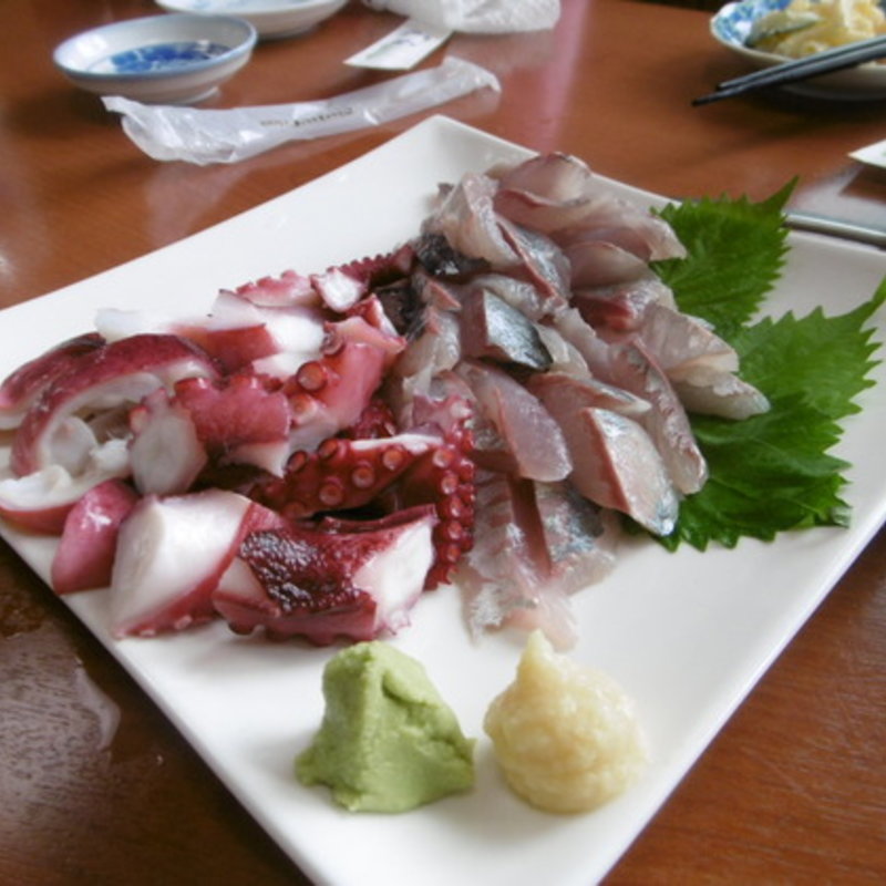 鯵刺し(絣家 （かすりや）)