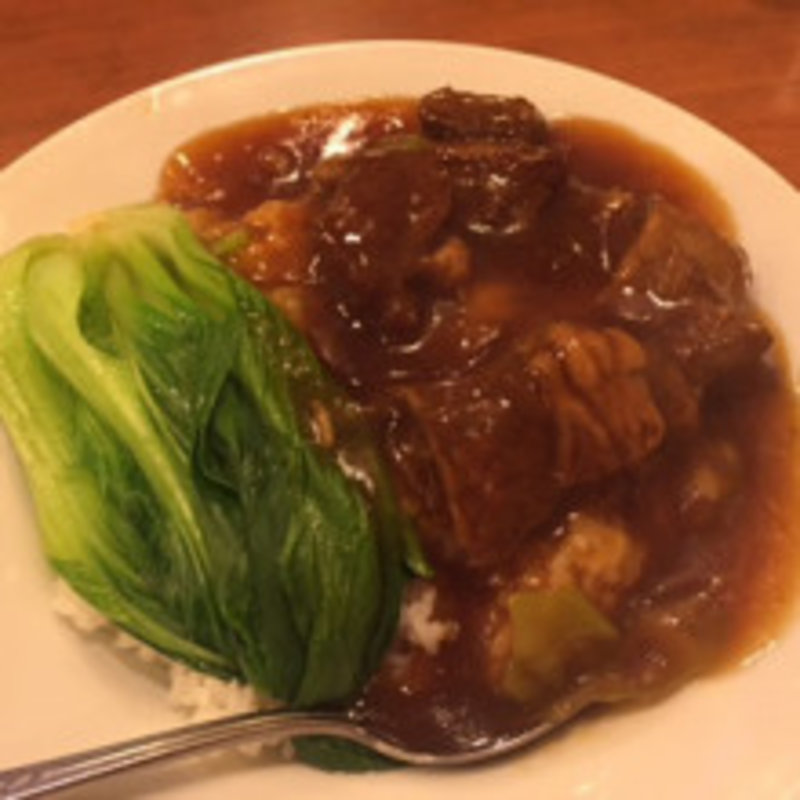 牛バラ丼(美山飯店)