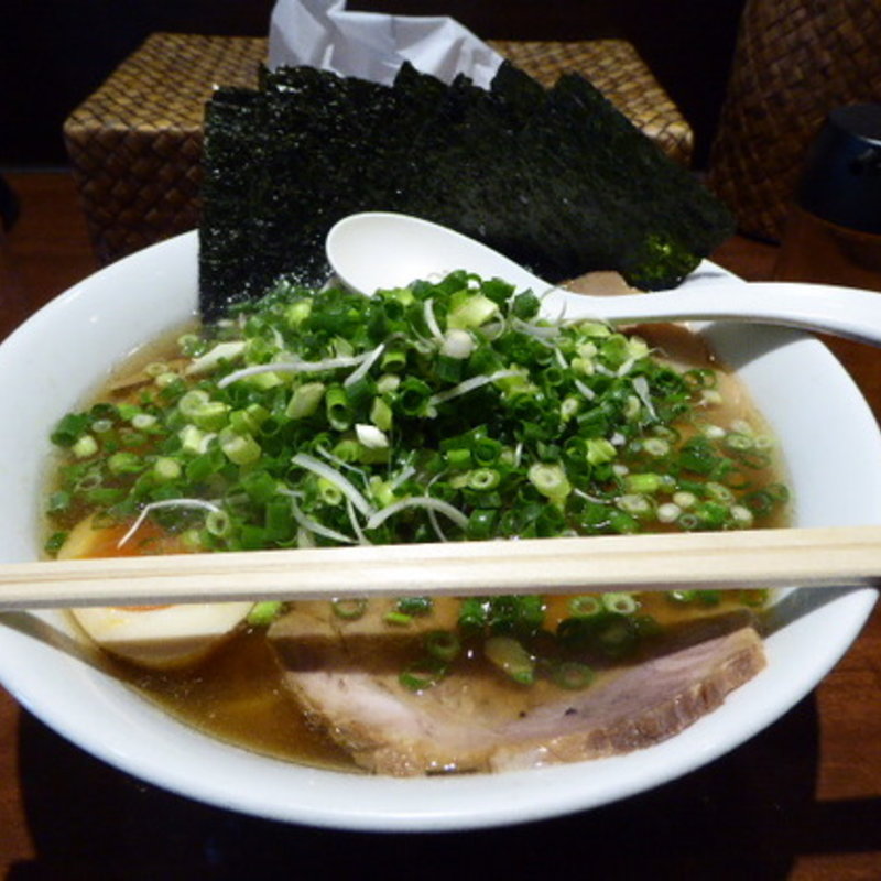 肩ロースチャーシューメン（しょうゆ）(老麺魂)