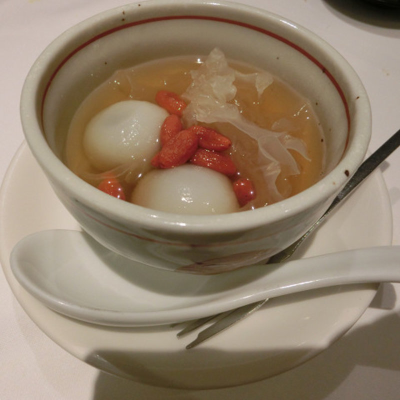 白玉だんご入り生姜の糖水(聘珍樓 横濱本店)