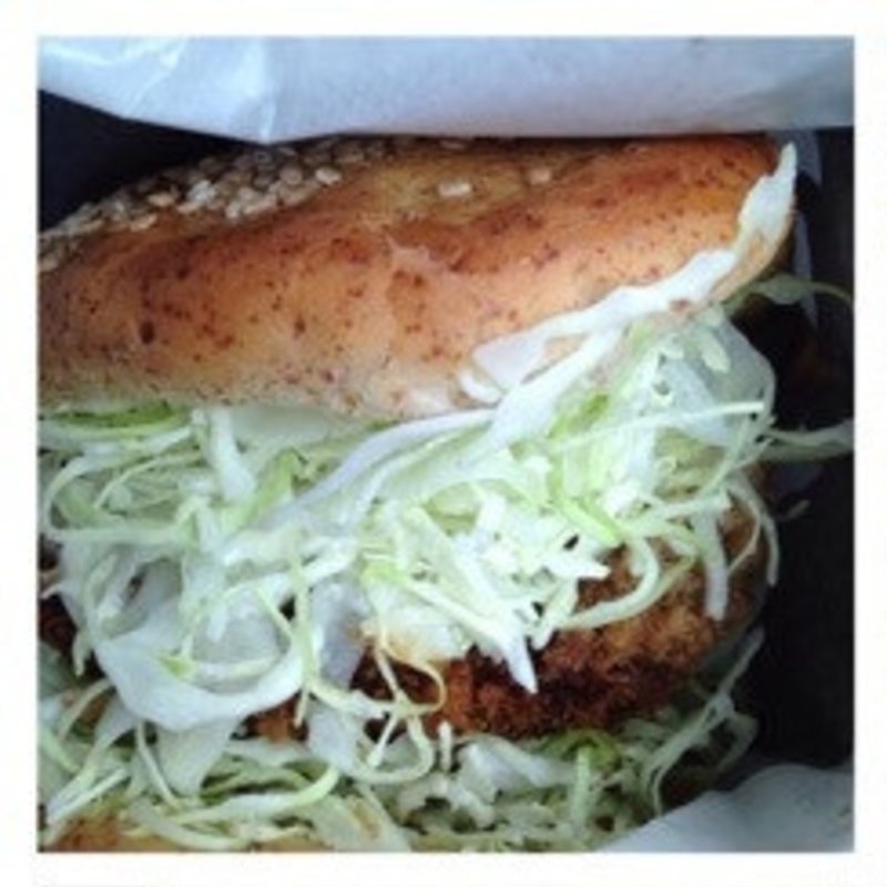 メンチカツバーガー(肉の大山 パサール守谷SA下り )