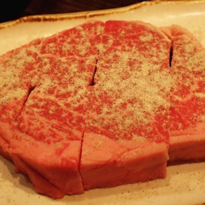 ヘレステーキ(肉ばんざい )