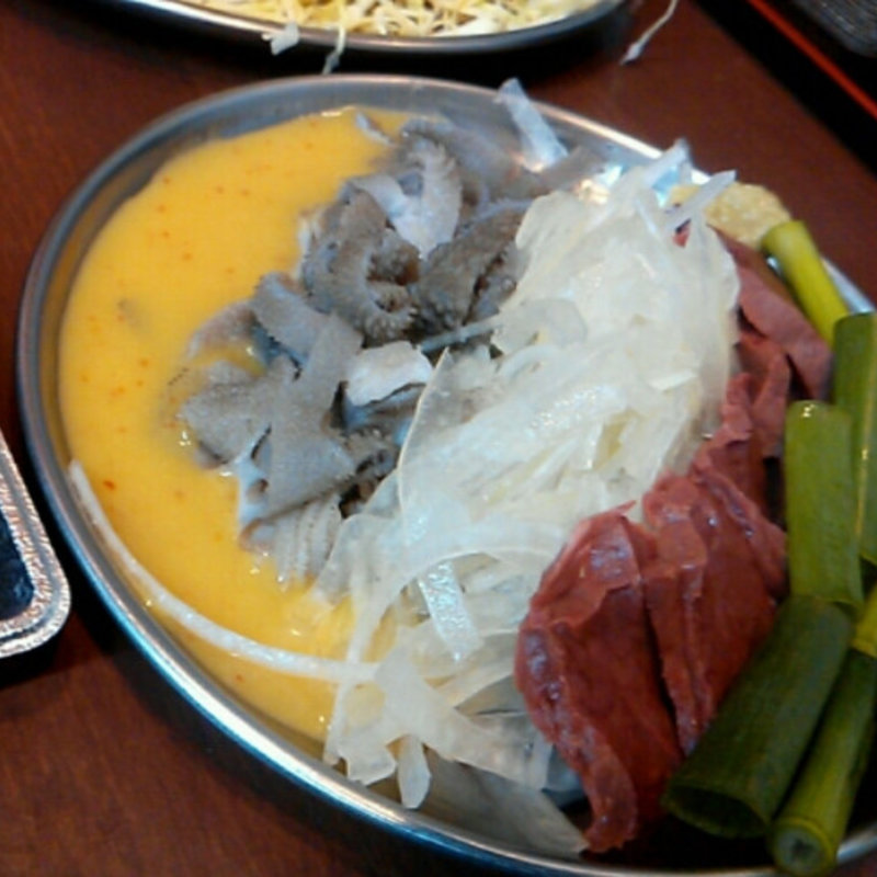 刺身盛り(スタミナ焼肉まるまさ)