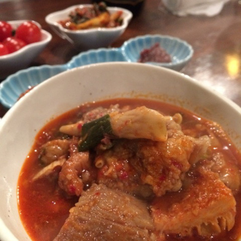 下仁田ネギとホルモンの煮込み(肉山 )