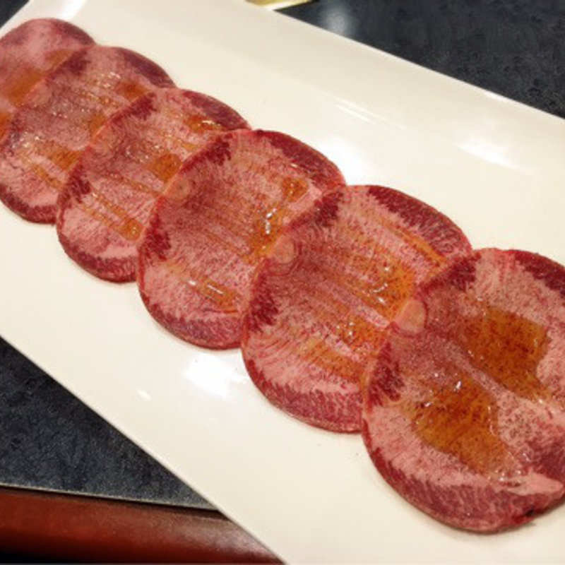 上タン塩(肉衛門 （ニクエモン）)