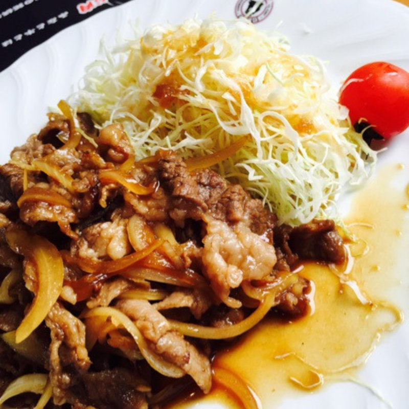 牛焼肉定食(肉進月歩 （にっしんげっぽ）)