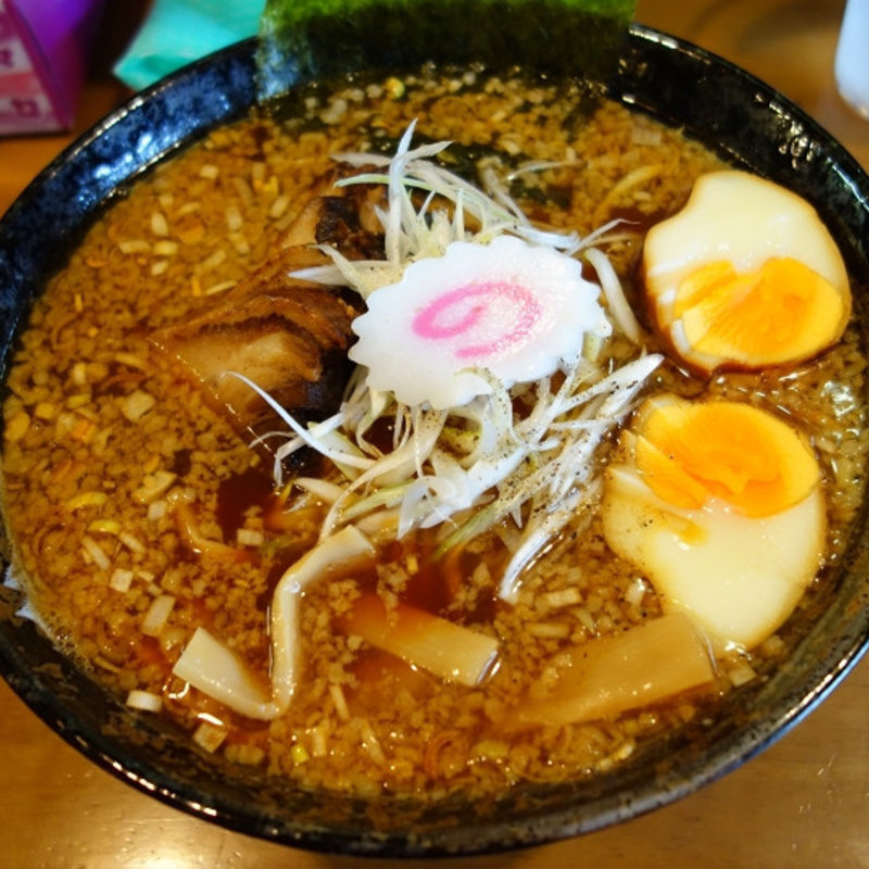 沢源チャーシューらーめん(背脂らーめん沢源)