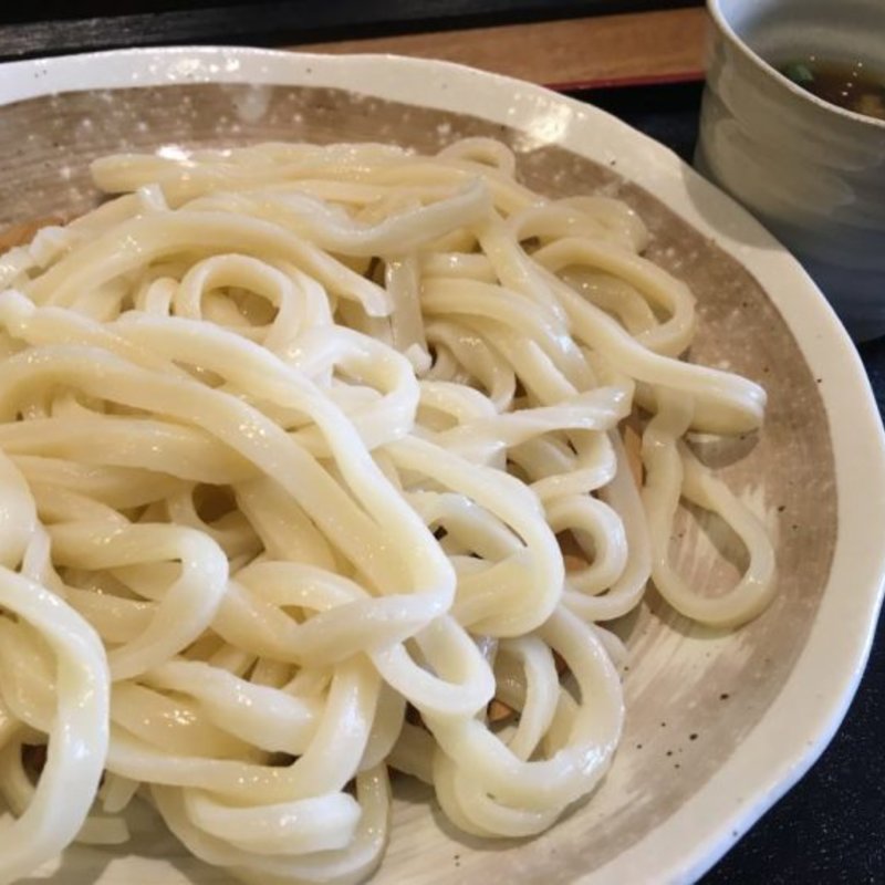 ざるうどん(自家製うどん　武吉志 （たけよし）)