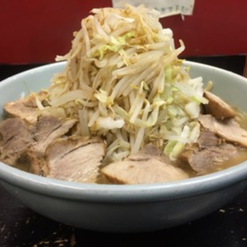 ラーメン(大)豚ダブル野菜マシマシ (自家製太麺 ドカ盛 マッチョ 難波千日前店 )