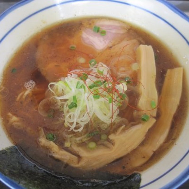 琥珀醤油そば(自家製麺中華そば　八縁 )