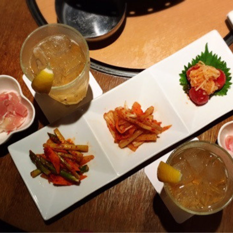 キムチ三種盛合せ(自然洞 Cha-Yon-Don 新宿西口駅前店 （じねんどうちゃよんどん）)