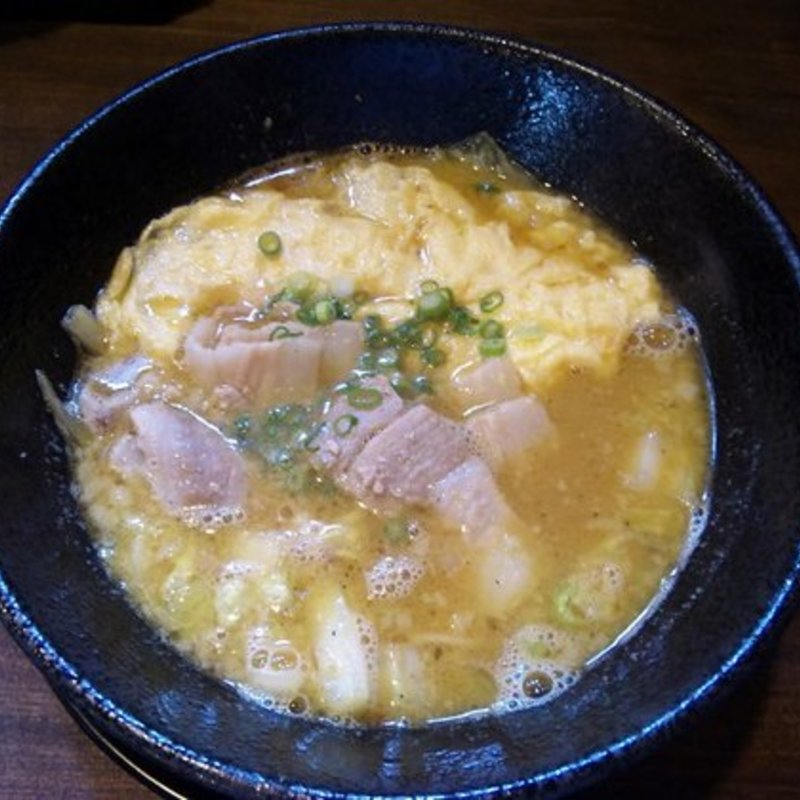 みそｶﾚｰﾄﾝ玉らーめん(自由街道 )