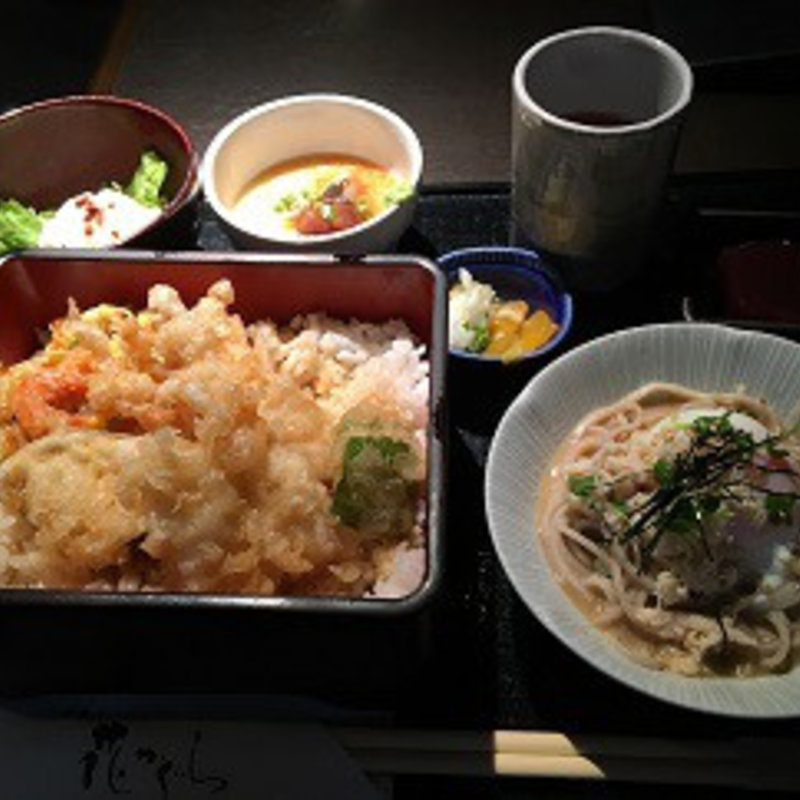 曜日限定ランチ(花かぐら （はなかぐら）)