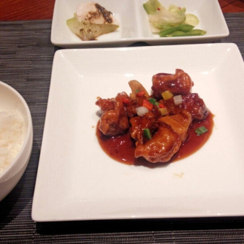 平日限定ランチ(ザ・ライブラリーバー The Library Bar)