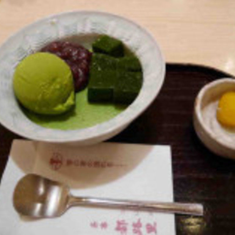 抹茶むうす(茶寮都路里 大丸東京店 （さりょうつじり）)