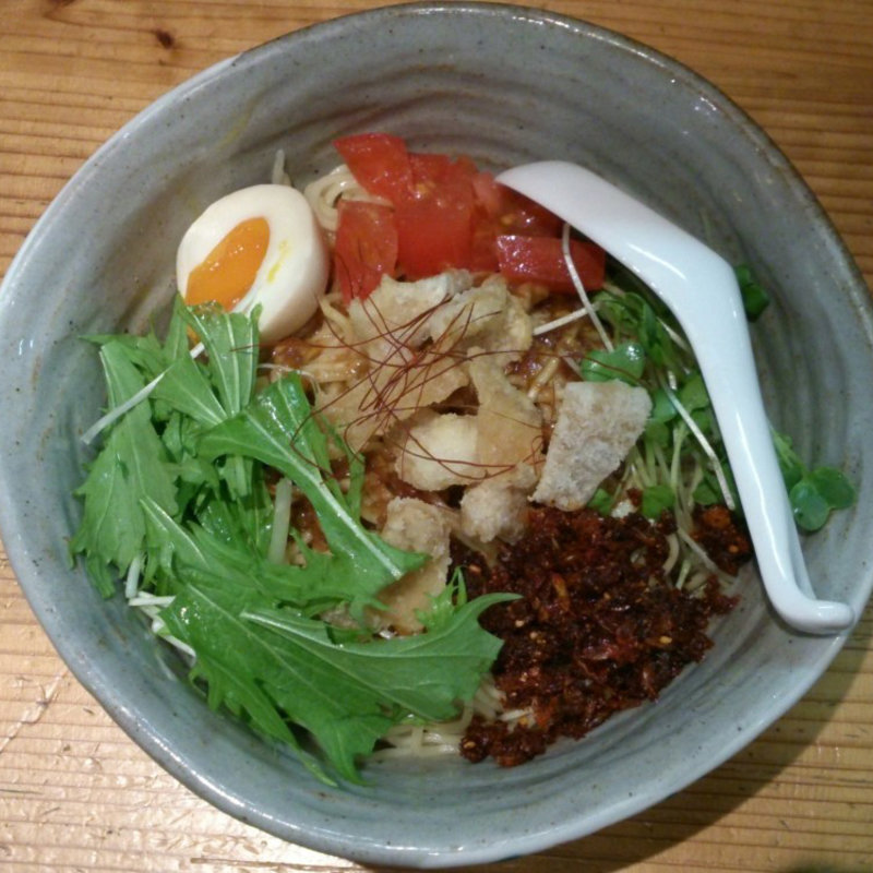 ゴマの入った　辛エビ風味の冷やし中華（大盛）(茶屋亭)