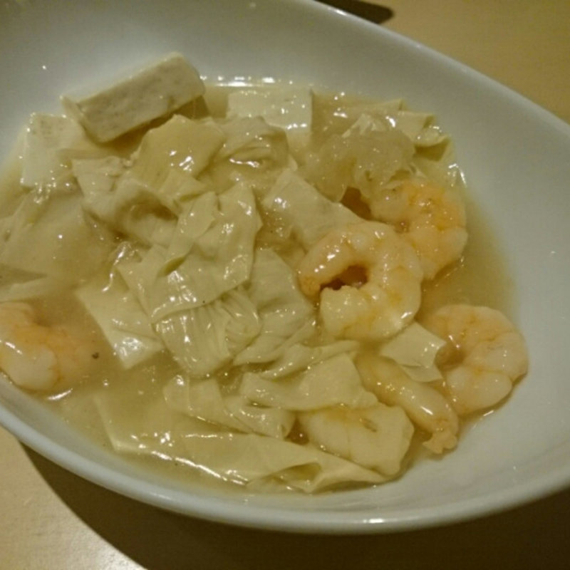 穴子とセリの辛子炒め  小麦のクレープを添えて(茶月斎)