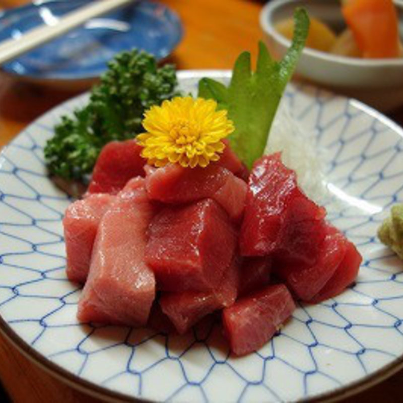 マグロブツ(菊三八 （きくみや）)