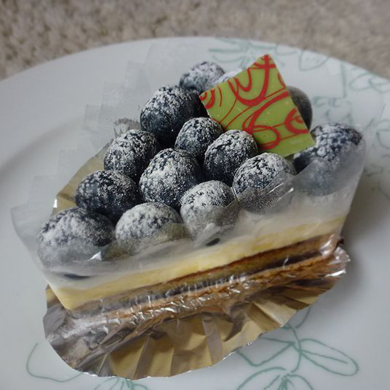 ブルーベリータルト(有限会社菓子の家)