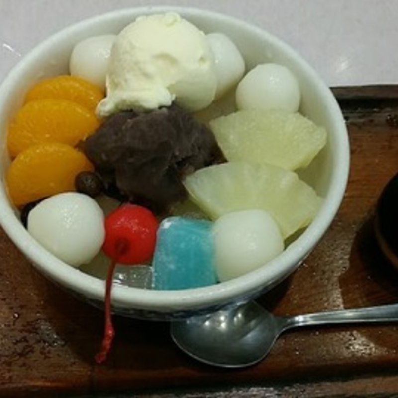 クリーム白玉あんみつ(葛飾 伊勢屋 亀有本店)の口コミ一覧