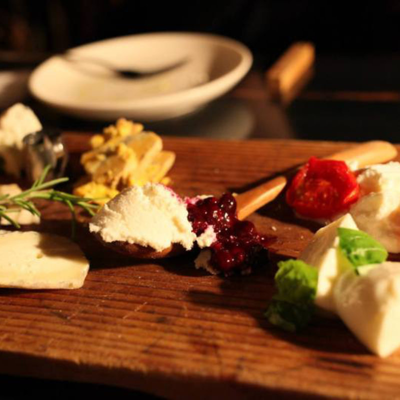 チーズの盛り合わせ(蔵六三三〇)