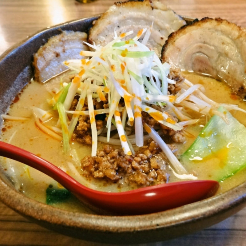 九十九里産特上煮干しと錦爽鶏のらーめん(蔵出し味噌 麺場 芝山商店)