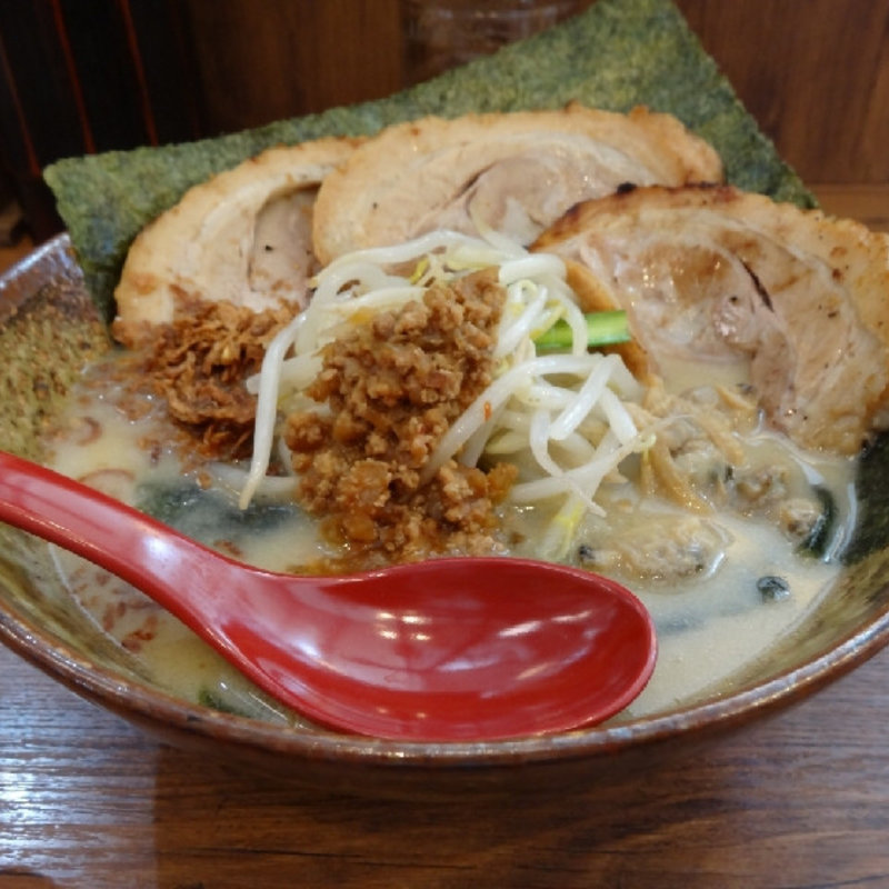 味噌漬け炙りチャーシュー麺（江戸前味噌）(蔵出し味噌 麺場 芝山商店)