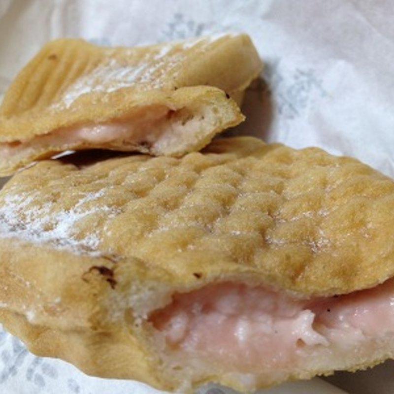 雪いちご(薄皮たい焼 粉こ楽 近鉄大和西大寺駅店 （COCORAKU）)