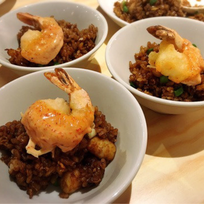 海老黒チャーハン(薄皮餃子酒場・台湾辛料理　八田與一 立川店 )