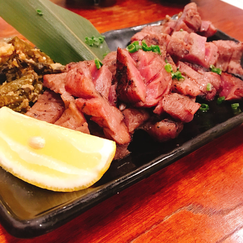 厚切り牛タン炭火焼き(居酒屋 ごいち )