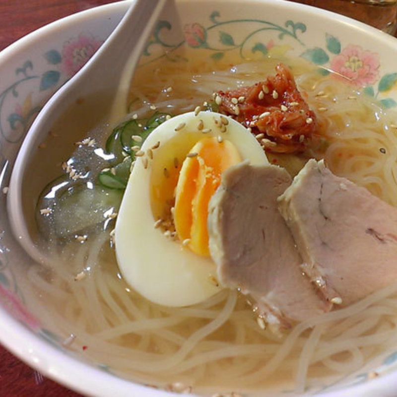 冷麺ハーフ(薩摩の久保)