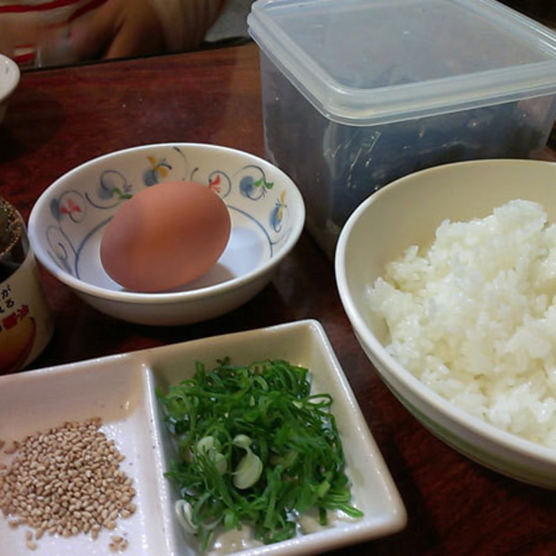 菊ちゃんちのたまごかけご飯(薩摩の久保)