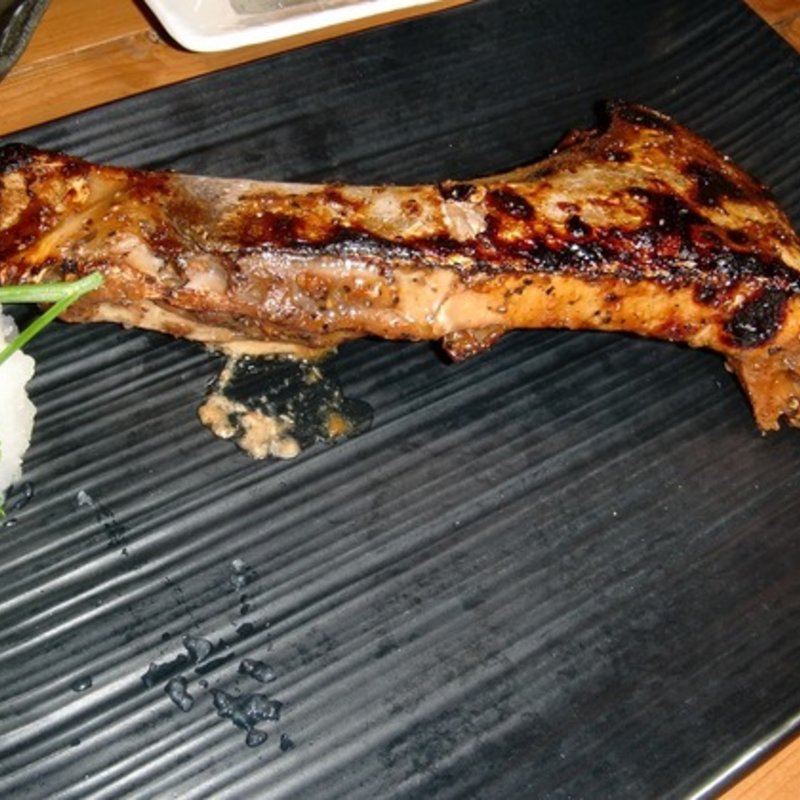 マグロカマの山賊焼き(薫風 梅み月 （くんぷう・うめみつき）)