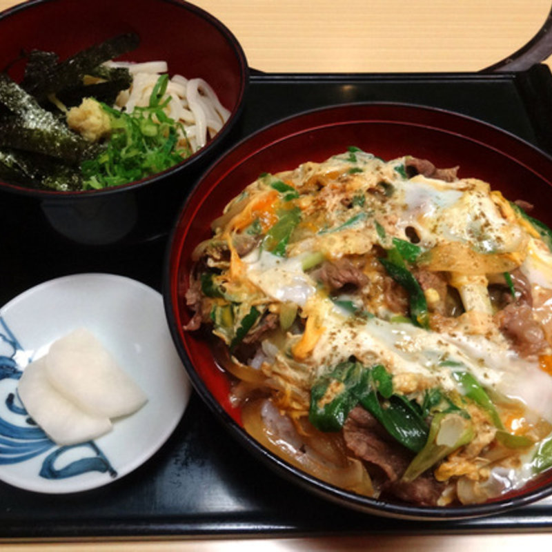 他人丼(藤よし うどんそば店 （ふじよしうどんそばてん）)