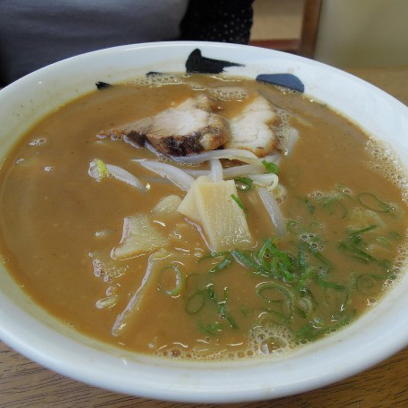 中華そば小(虎子 （トラジ）)