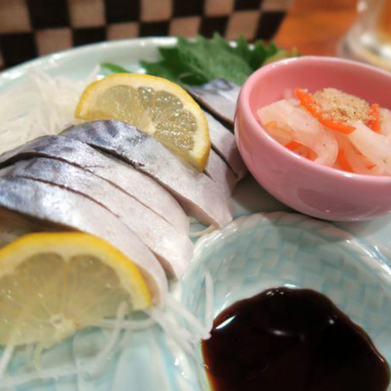 しめさば(呑み処 女王蜂)