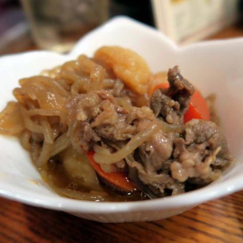 肉じゃが(呑み処 女王蜂)