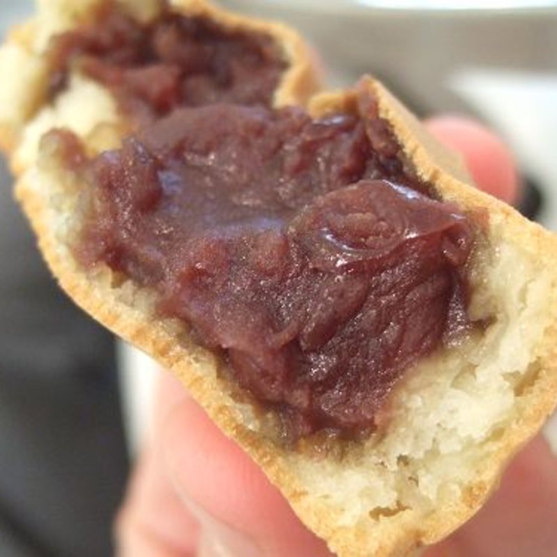 蜂楽饅頭　黒(蜂楽饅頭 天神岩田屋店)