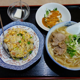 お得セットC(西安刀削麺 （セイアントウショウメン）)
