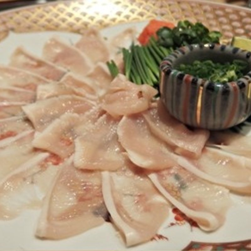 鶏てっさ(観音坂 鳥幸)