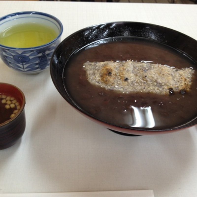 玄米入り玄米ぜんざい(甘味処 角屋)