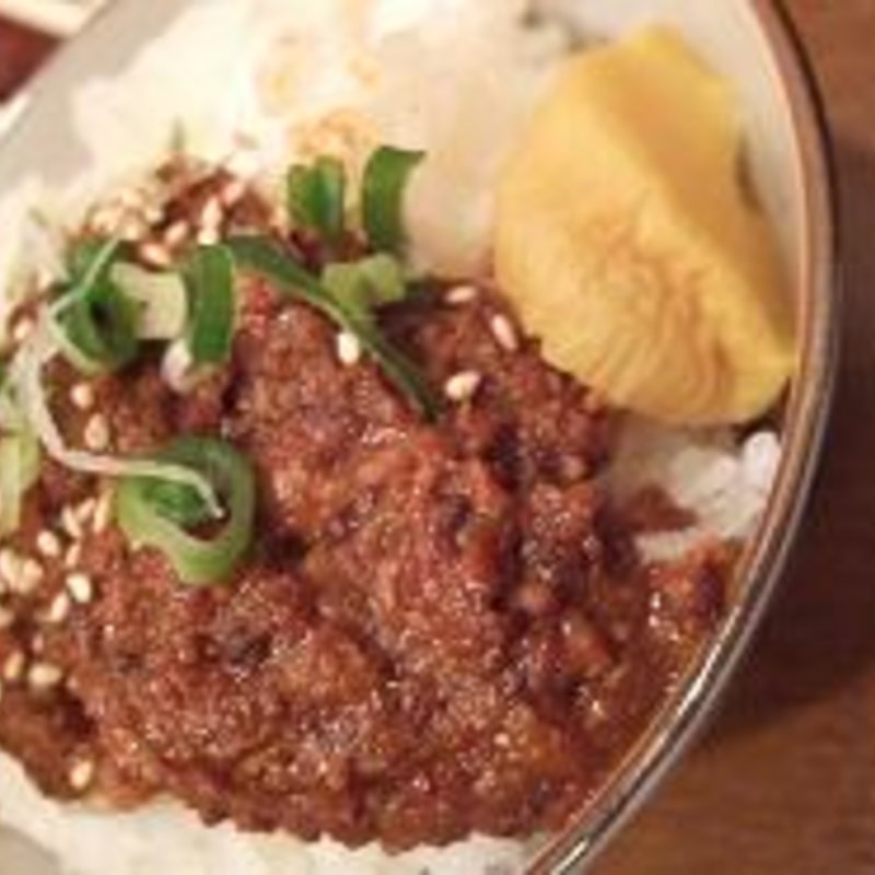 なんこつみそごはん(豚肉炭火焼専門店 警固ヤキトン)