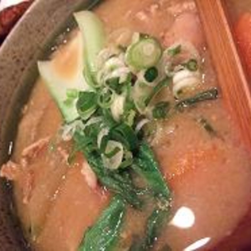 豚汁(豚肉炭火焼専門店 警固ヤキトン)