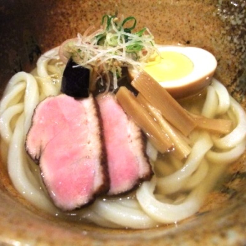 ひやかけ嫌いな店主が作ったつめたいかけうどん・大(讃岐屋 雅次郎 )