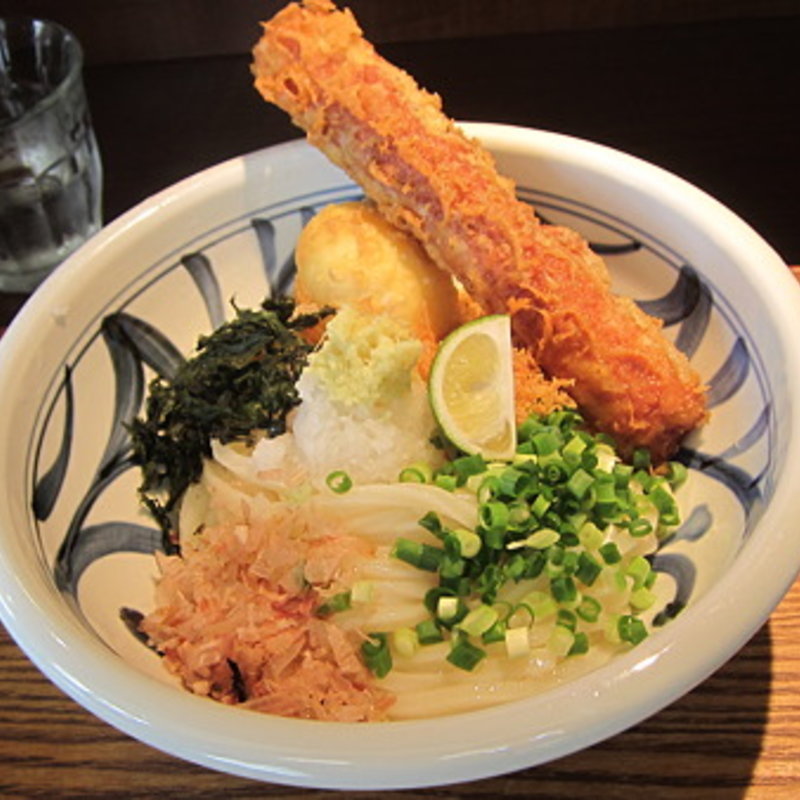 さぬきぶっかけ（中）(讃岐饂飩まるは)