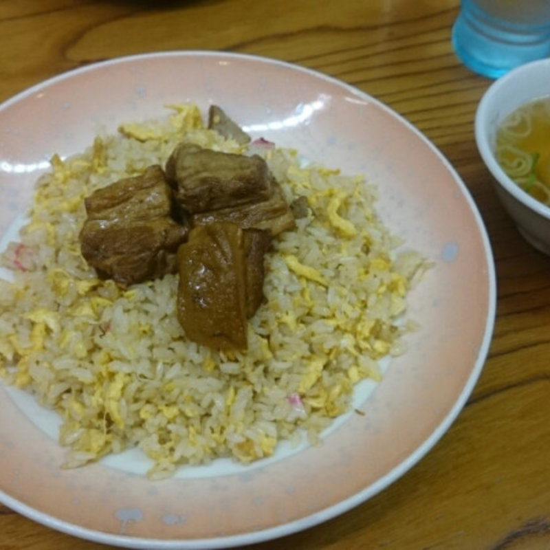 角煮炒飯(豚珍館 （トンチンカン）)