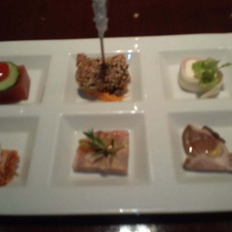 前菜盛り合わせ(豚肉創作料理やまと 横浜ランドマーク店)