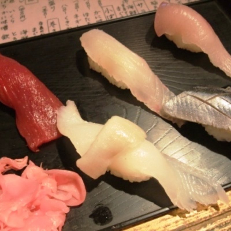 生ビールと寿司 5 貫セット(豪快 立ち寿司 日本橋店 )