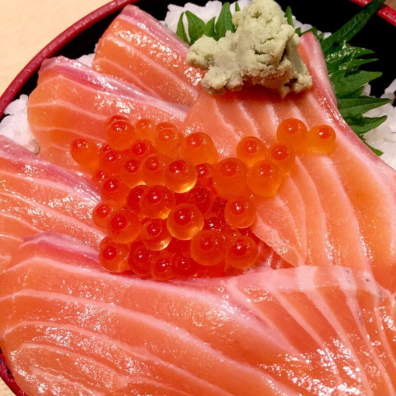 サーモンいくら丼(豪快 立ち寿司 難波南海通り店 )